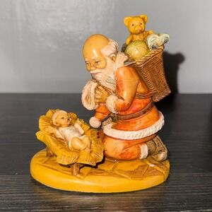 Vintage 1989 Fontanini Hand Painted Santa Praying Over Baby Jesus Figurine Italy